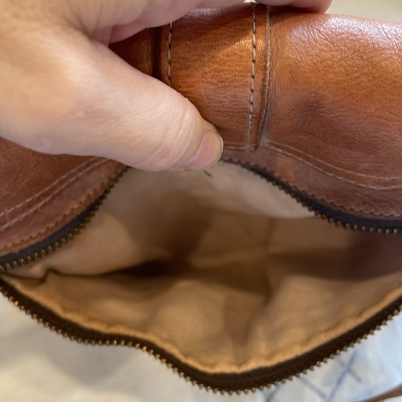 Bed Stu JACK crossbody.See ALL  photos. Excellent exterior condition - Picture 12 of 12